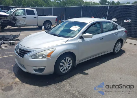 2015 Nissan Altima 2.5 S из США, поврежденный, VIN 1N4AL3AP2FC198764